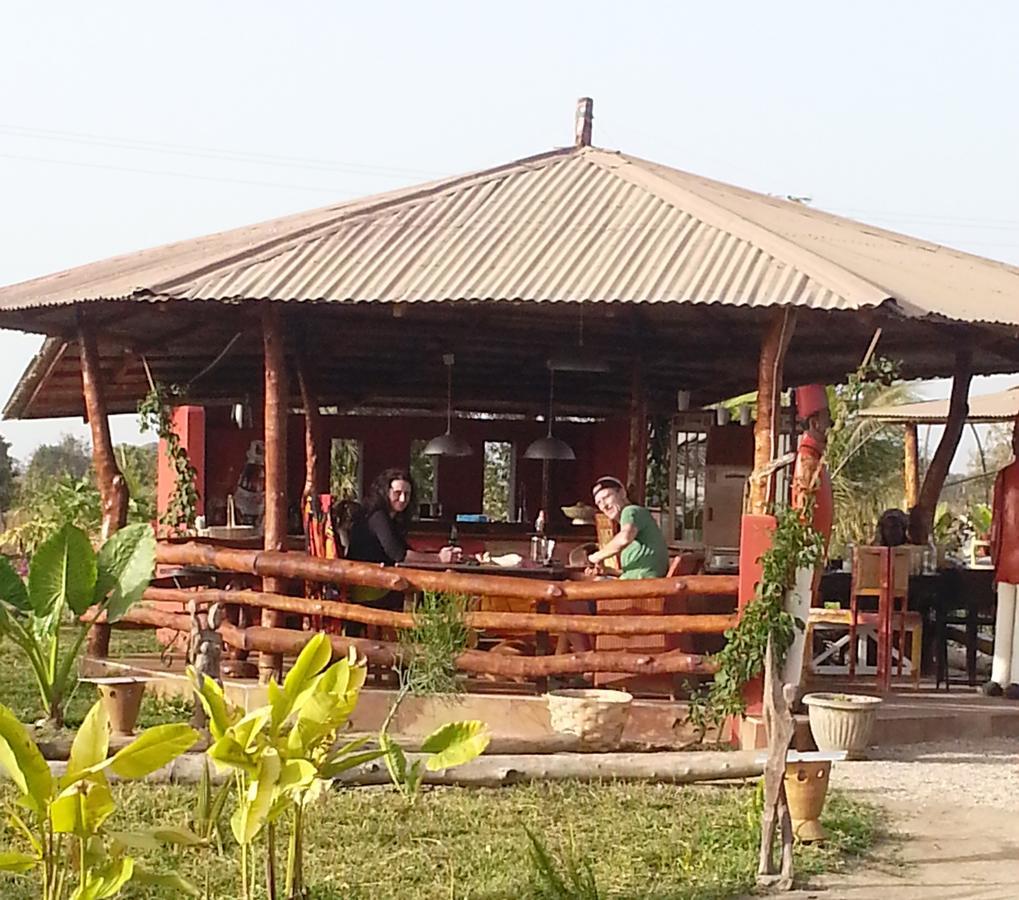 Mama Africa Art Residence & Art Center Gambia Tanji Buitenkant foto